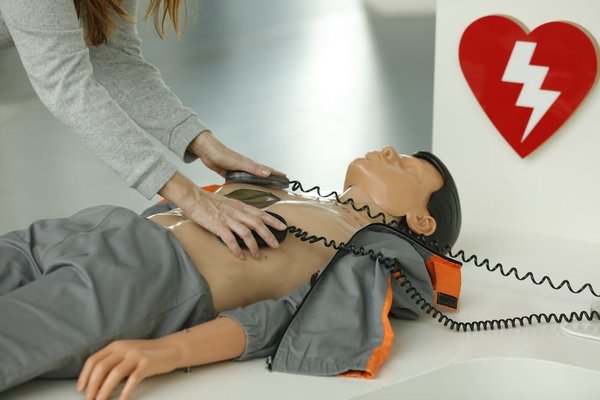 Guide des premiers secours : Comment agir efficacement en cas d'urgence médicale