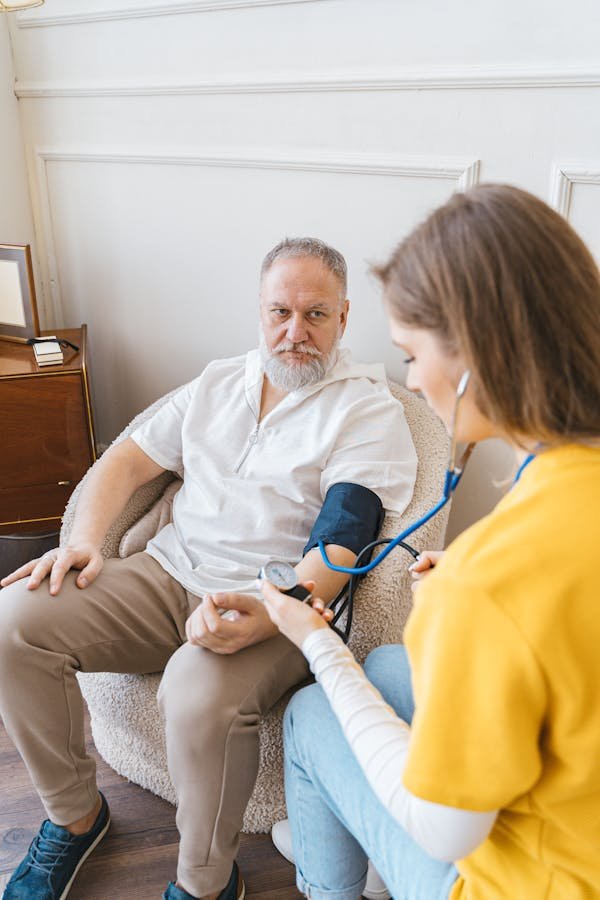 Trouvez facilement votre infirmière à domicile à saint-Étienne